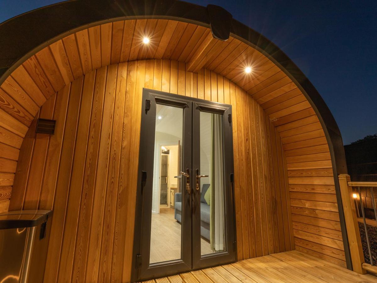 Weedingshall Lodges Фалькирк Экстерьер фото