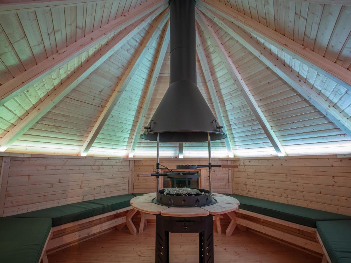 Weedingshall Lodges Фалькирк Экстерьер фото